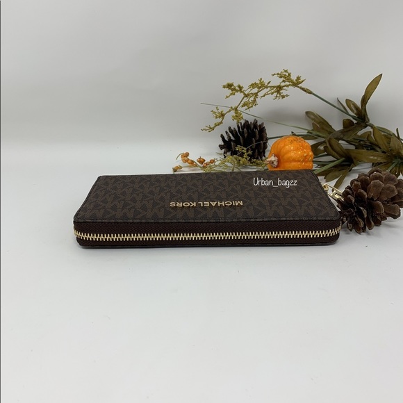 Michael Kors JS Item Large ZA Continental Wallet - Picture 4 of 7